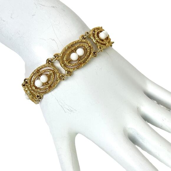 Sarah Coventry Gold Tone Bracelet Soft Swirl Textured Links White Beads Openwork - Picture 3 of 10